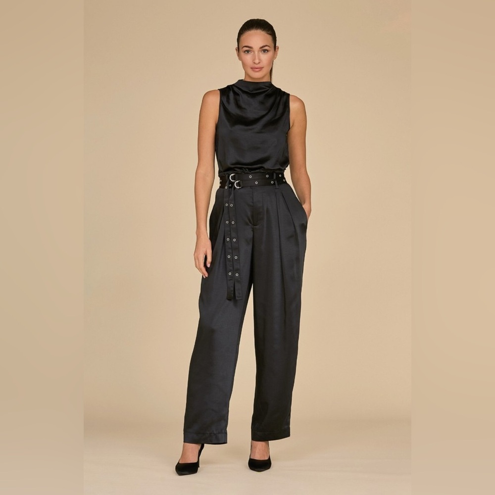 The Noli Shop Kora Double Belted Pants in Black, Size XS
